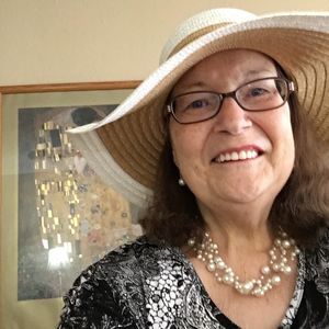 Meet your Posher, Tina